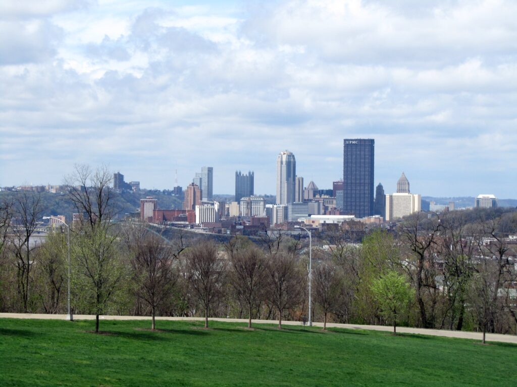 Schenley Overlook Downtown Pittsburgh Engagement